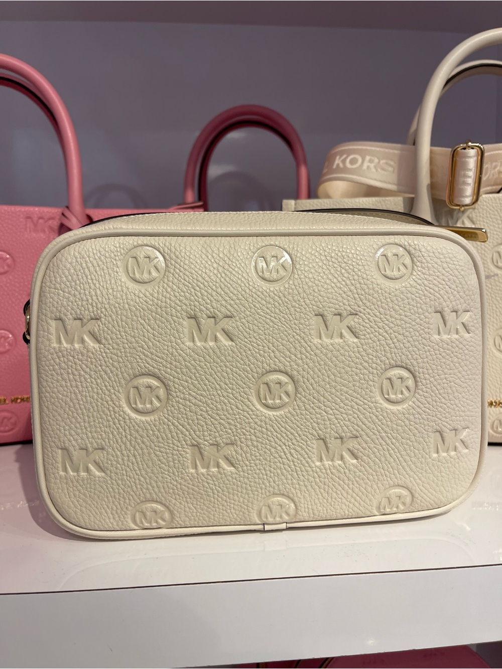 Michael Kors Jet Set Travel Large Logo Debossed EW Camera Crossbody Bag
Lt Cream - Picture 15 of 16